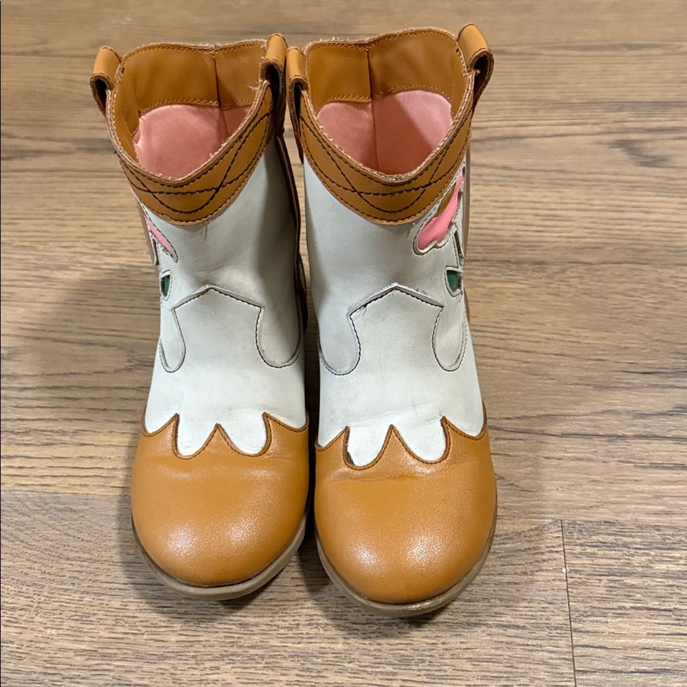 Tucker & Tate Kids Floral Cowboy Boots - Tan and White - size 12 - Picture 2 of 6